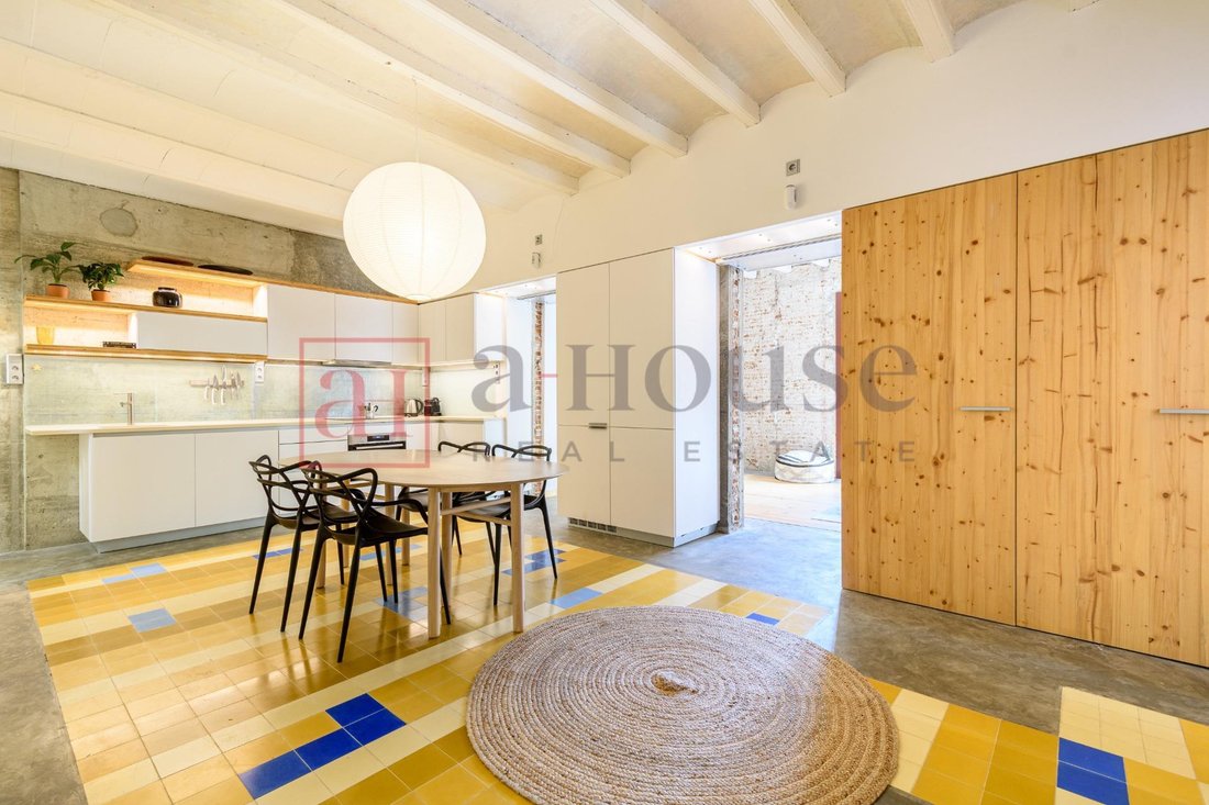 Apartment in Eixample, Barcelona, Spain 2 - 18946610