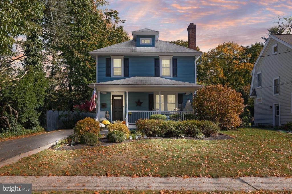 House in Moorestown, New Jersey, United States 2 - 18946423
