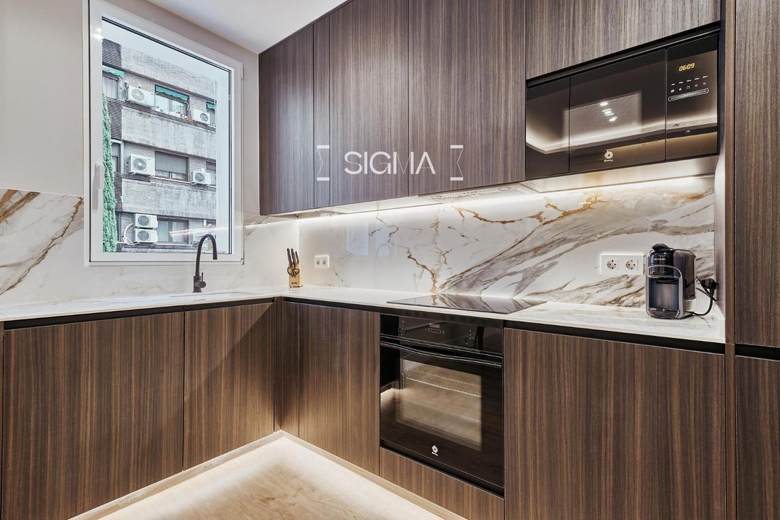 Apartment in Barrio Salamanca, Madrid, Spain 5 - 18946622