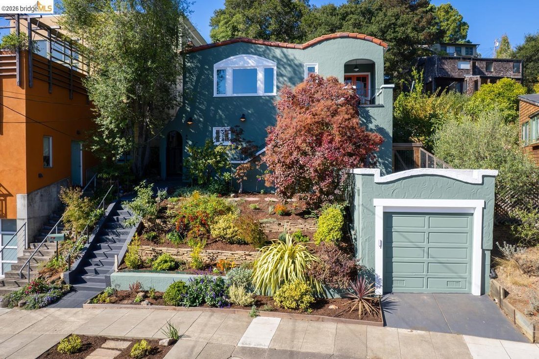House in Oakland, California, United States 1 - 18946267