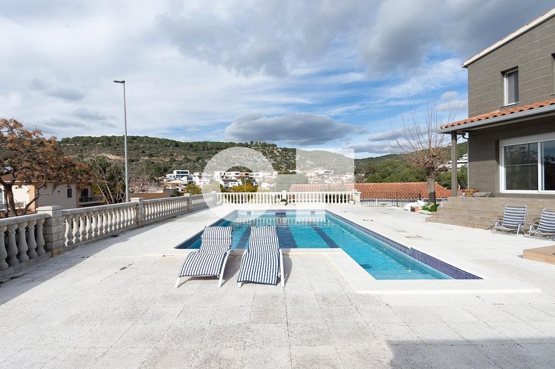 Chalet in Sant Pere de Ribes, Catalonia, Spain 5 - 18946652