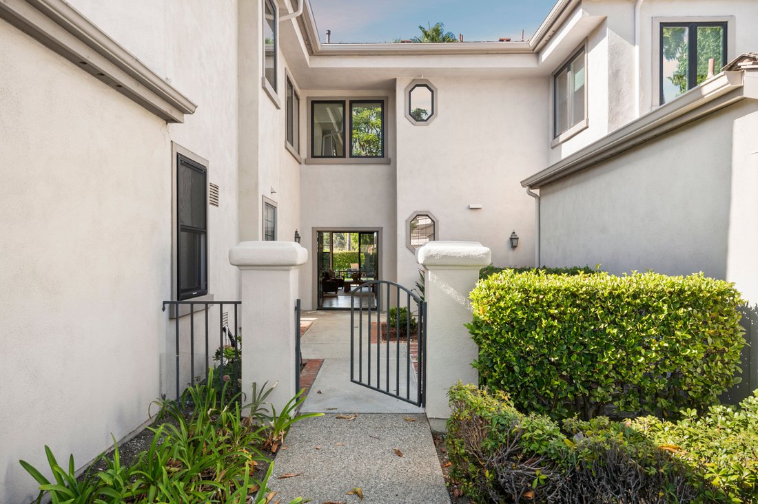 Condo in Newport Beach, California, United States 4 - 18946550