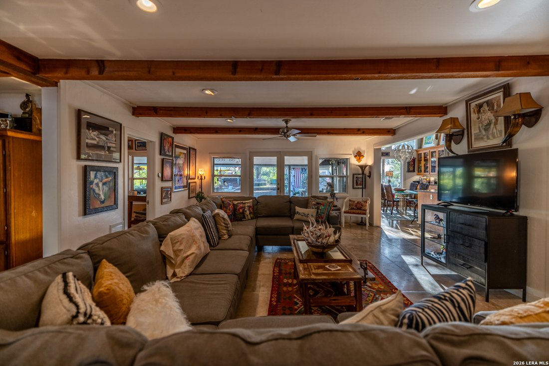 Farm Ranch in Seguin, Texas, United States 5 - 18946449