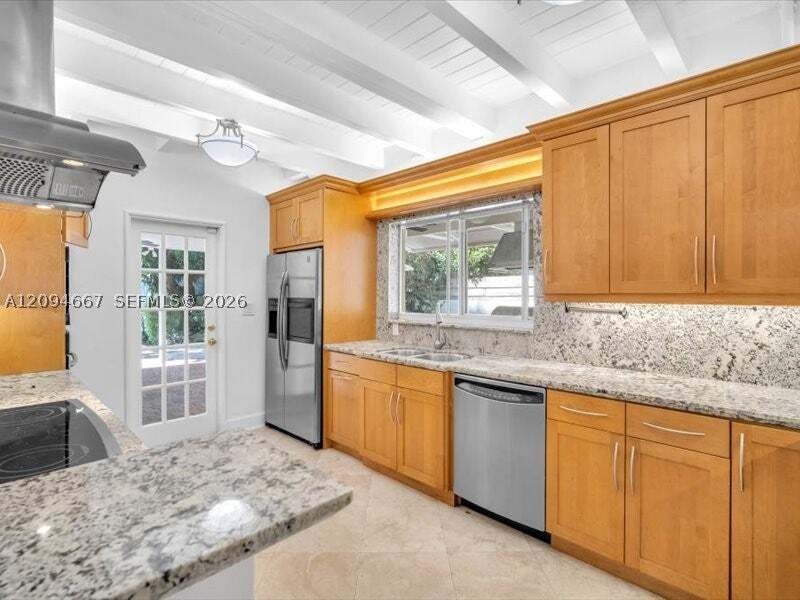 House in Miami, Florida, United States 4 - 18946357