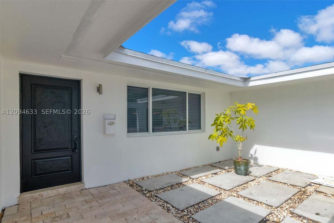 House in North Miami Beach, Florida, United States 3 - 18946368