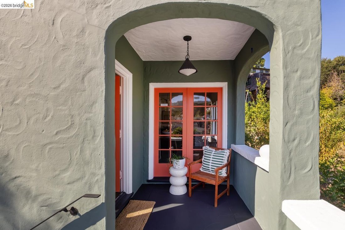 House in Oakland, California, United States 4 - 18946267