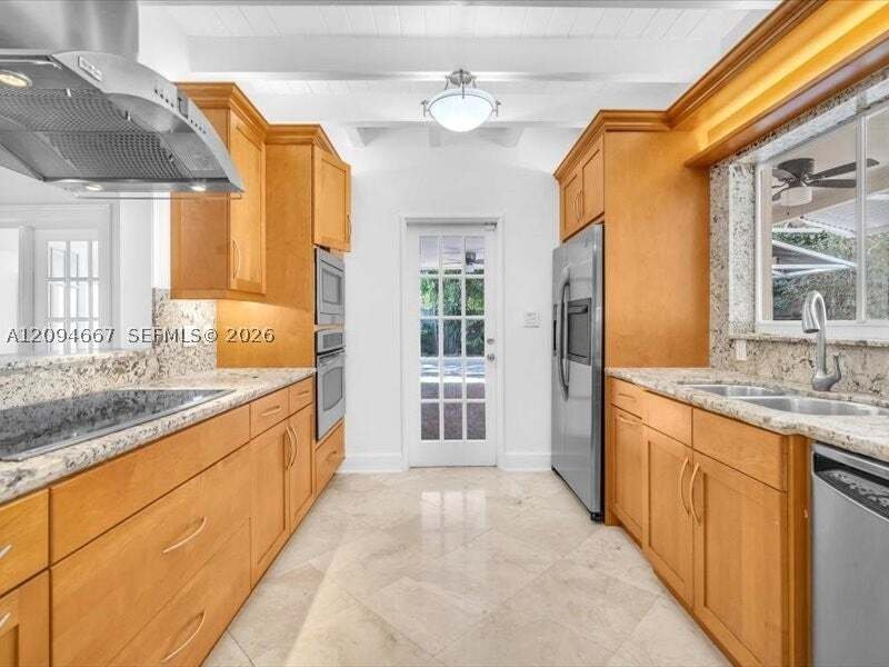 House in Miami, Florida, United States 5 - 18946357