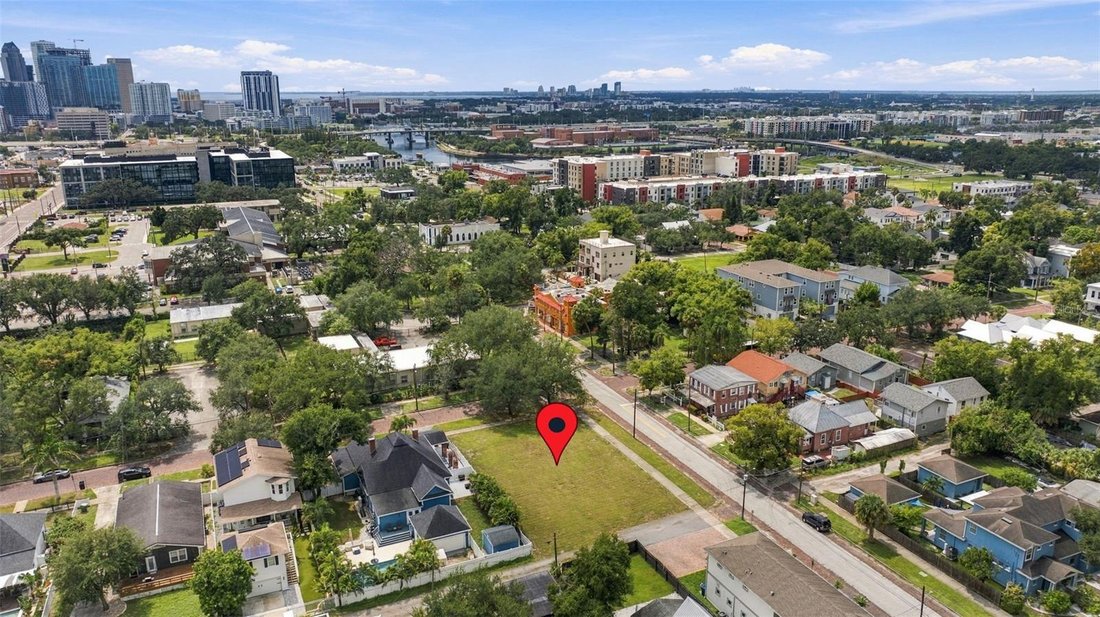 Land in Tampa, Florida, United States 2 - 18946487