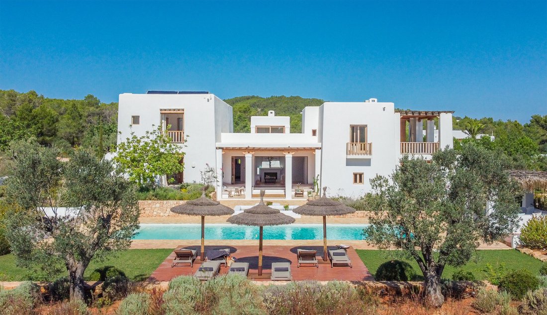 Villa in Santa Gertrudis de Fruitera, Santa Eularia des Riu, Balearic Islands 1 - 18947554