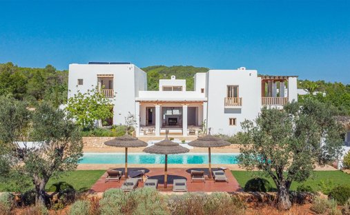 Villa in Santa Gertrudis de Fruitera, Santa Eularia des Riu, Balearic Islands 1