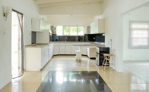 House in Oranjestad, Aruba 1