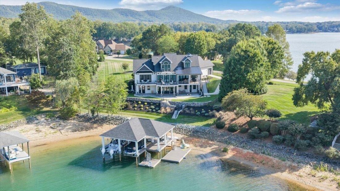 House in Penhook, Virginia, United States 2 - 18946740