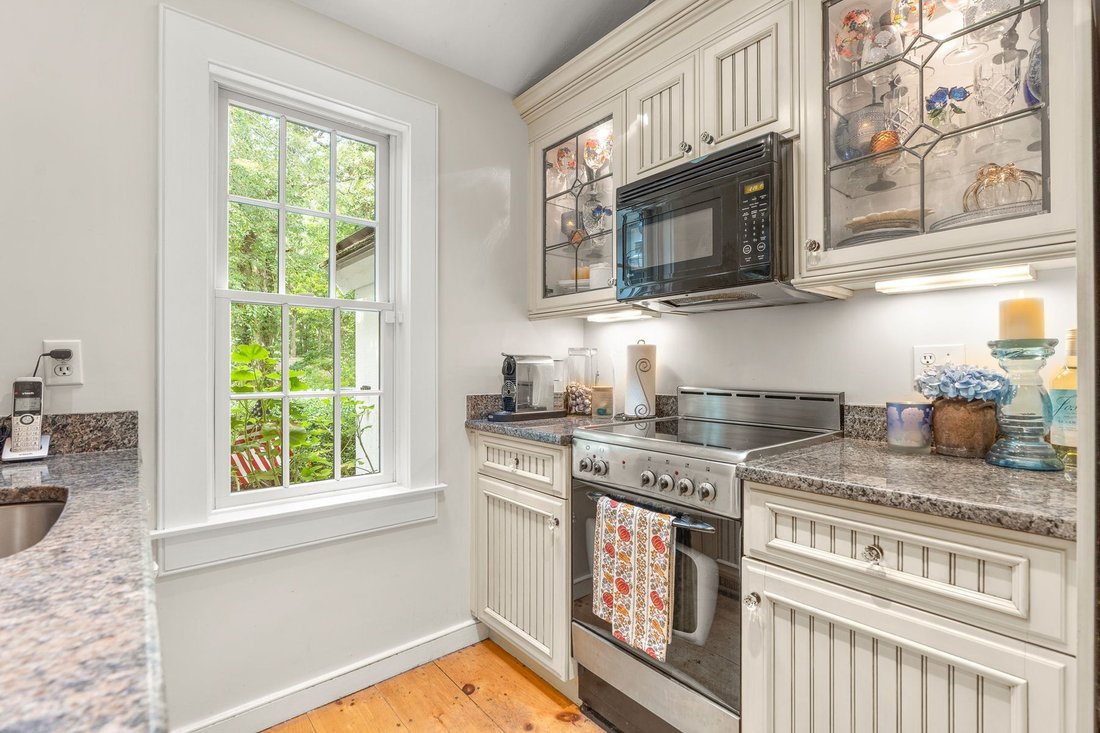 Condo in Mashpee, Massachusetts, United States 5 - 18947530