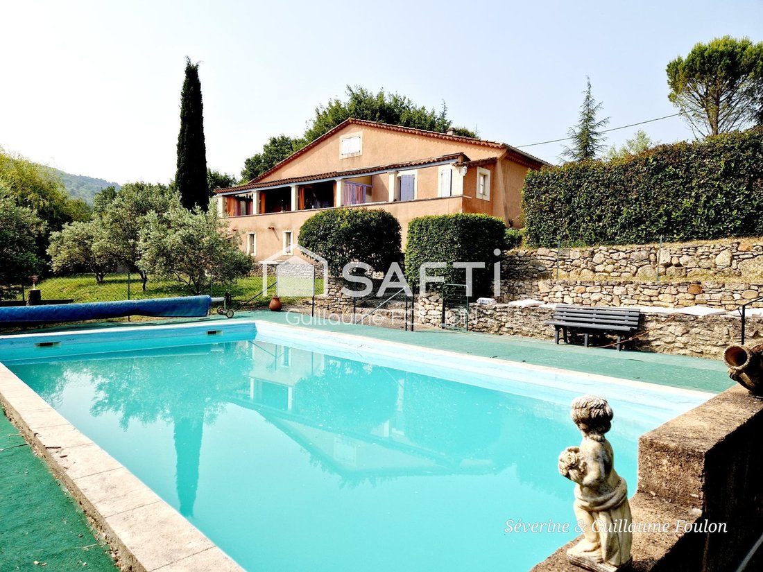 House in Apt, Provence-Alpes-Côte d'Azur, France 4 - 18947719