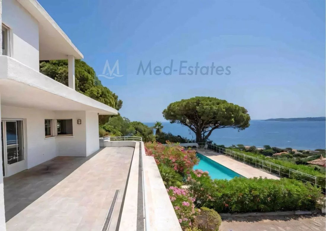Estate in Ville-Les Saquedes-Le Bouillonnet, Sainte-Maxime, France 2 - 18946697