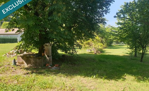 Land in Le Bourg-Les Chenevières-Chantavot-Zone Industrielle, Domene, France 1