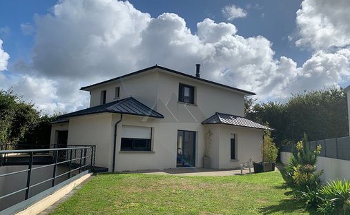 House in Bourg, Plouzane, France 1