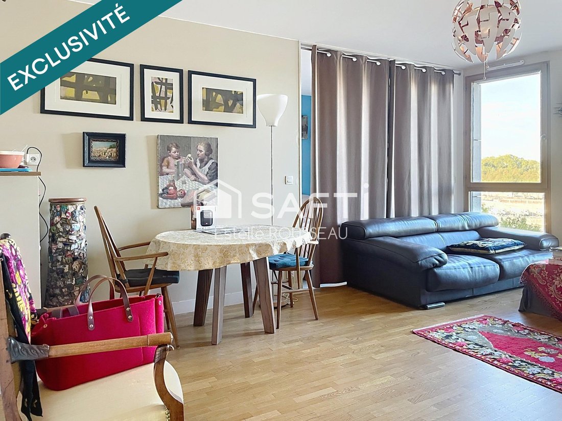 Apartment in Nationale-Deux Moulins, Paris 13e Arrondissement, Paris 1 - 18947656