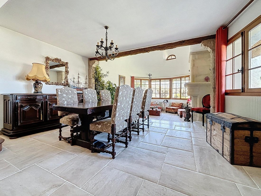 House in Le Mesnil-Saint-Denis, Ile-de-France, France 5 - 17532927