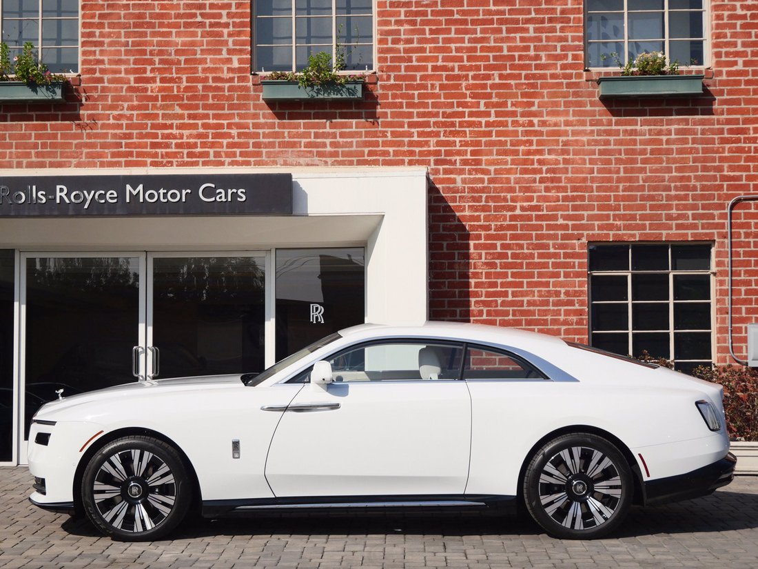 Coupe in Beverly Hills, CA, United States 3 - 18946979