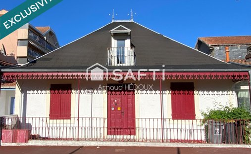 House in Aiguillon, Arcachon, France 1