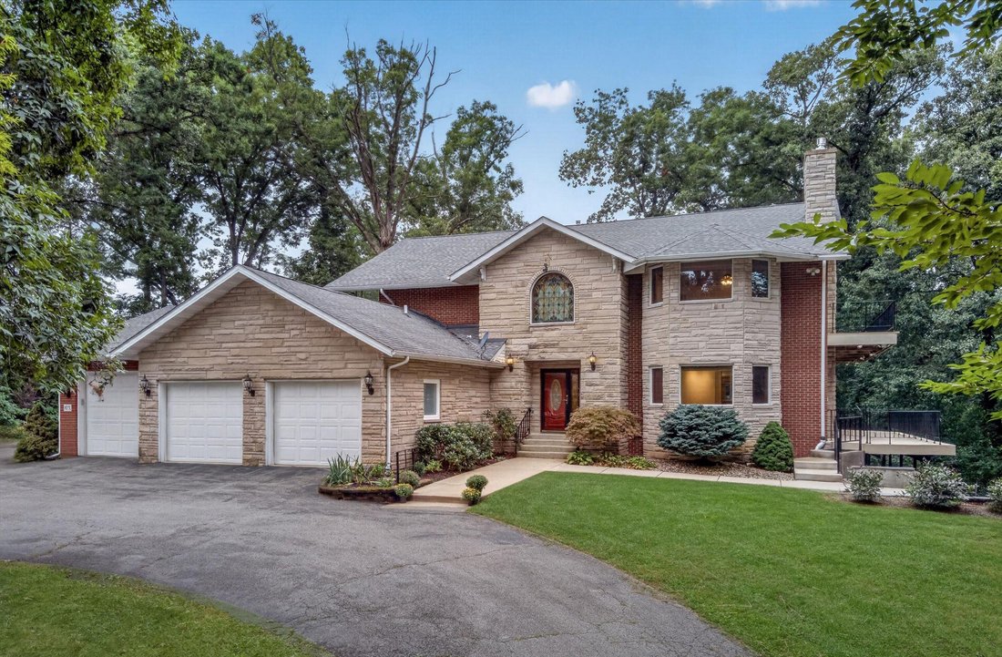 House in Valparaiso, Indiana, United States 1 - 18947127