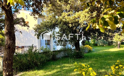 House in Venasque, Provence-Alpes-Côte d'Azur, France 1
