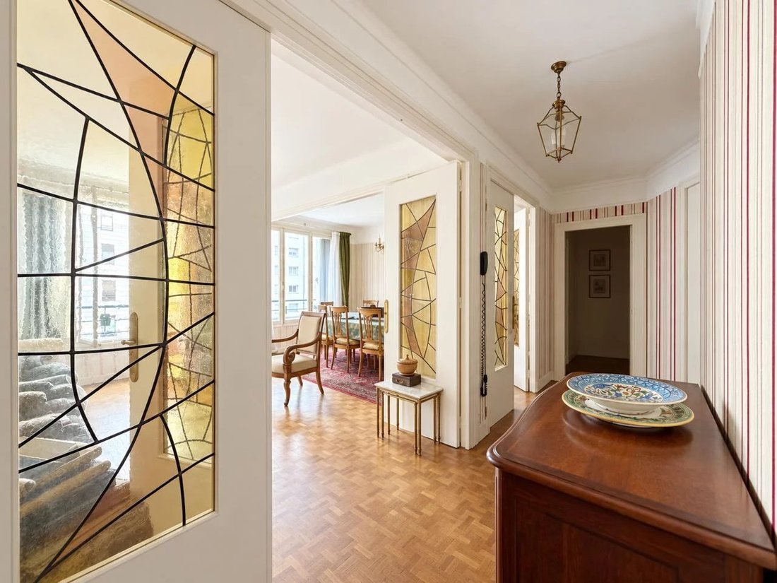 Apartment in Palais Royal, Paris 1er Arrondissement, Paris 3 - 18946942