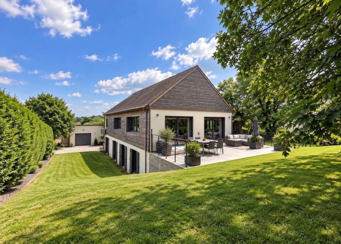 House in Longuenee-en-Anjou, Pays de la Loire, France 1 - 17860524
