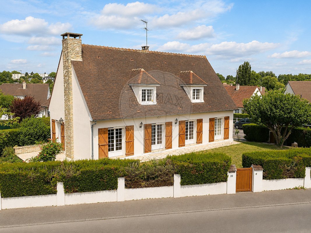 House in Senlis, Hauts-de-France, France 2 - 18946887