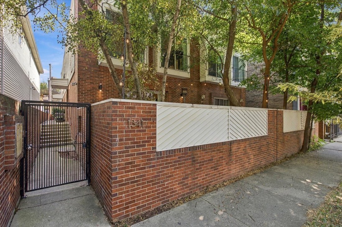 Villa in Chicago, Illinois, United States 1 - 18947167