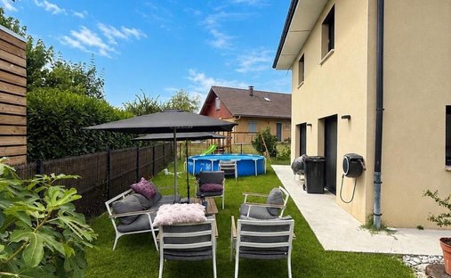 House in Nangy, Auvergne-Rhône-Alpes, France 1