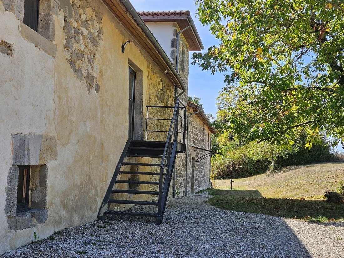 Villa in Fieux, Nouvelle-Aquitaine, France 4 - 18947488