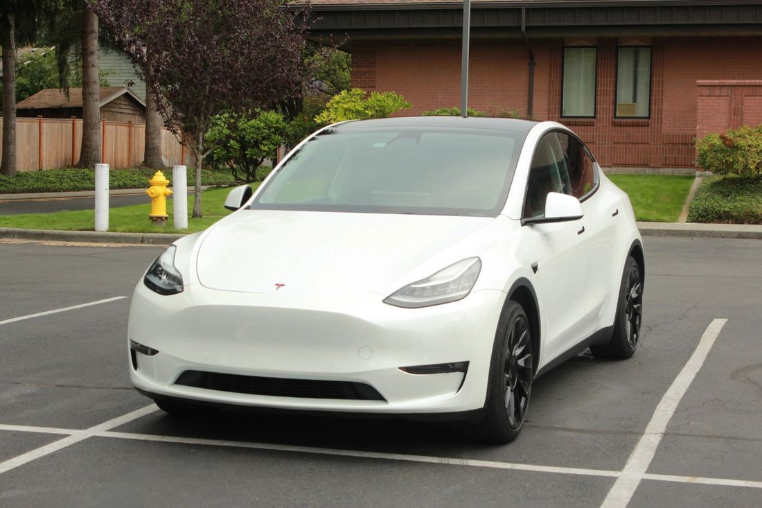Suv in Lynnwood, WA, United States 1 - 18947471