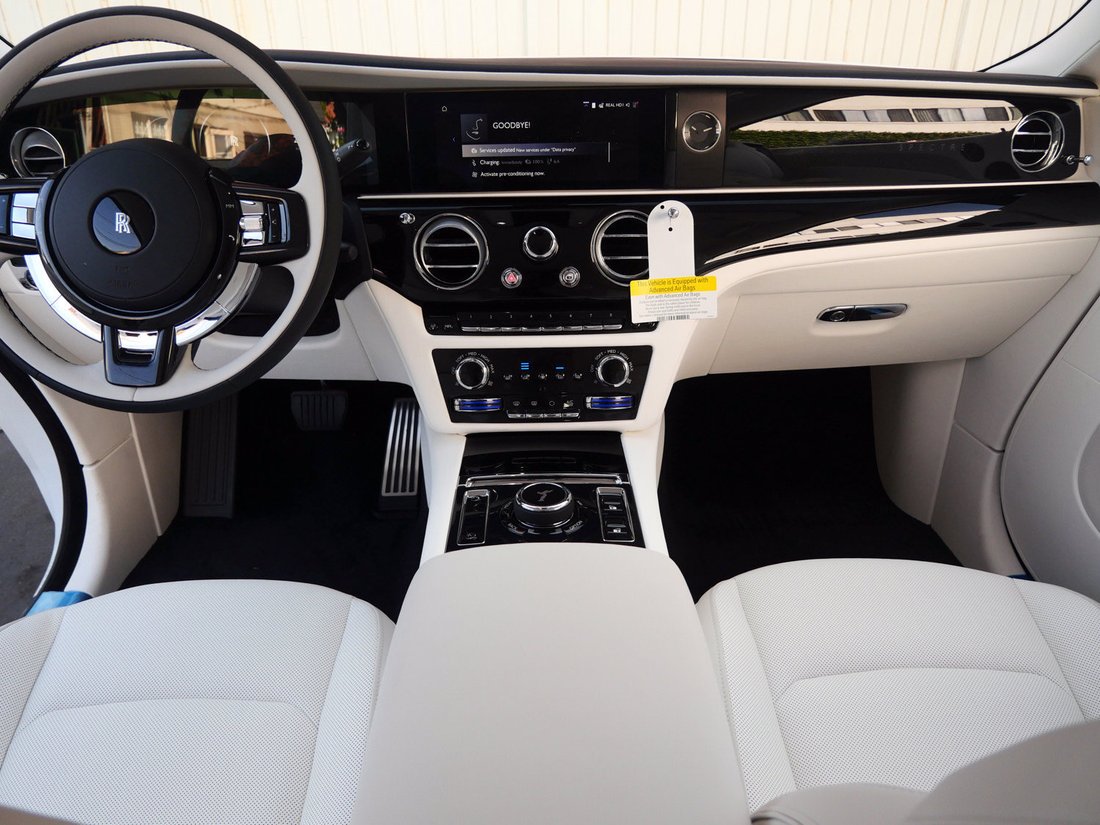 Coupe in Beverly Hills, CA, United States 4 - 18946979