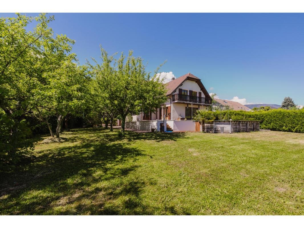 Villa in Échenevex, Auvergne-Rhône-Alpes, France 4 - 18946886