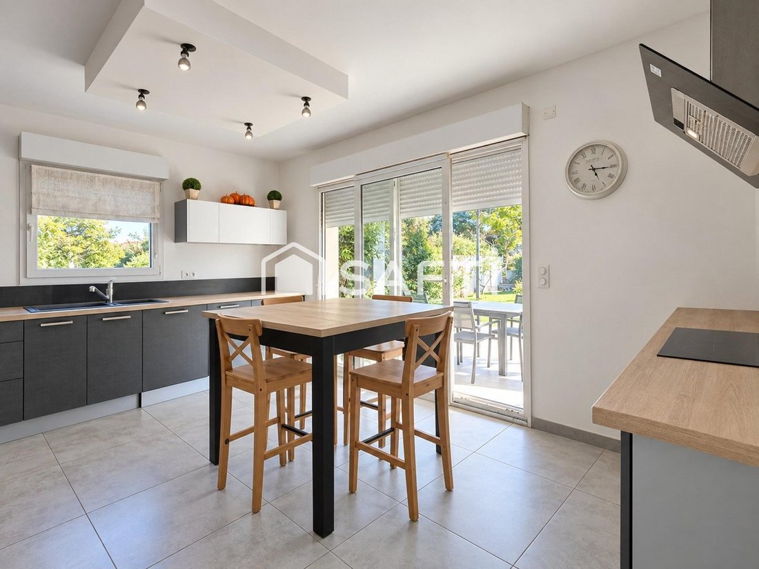 House in La Motte, Provence-Alpes-Côte d'Azur, France 3 - 18947641