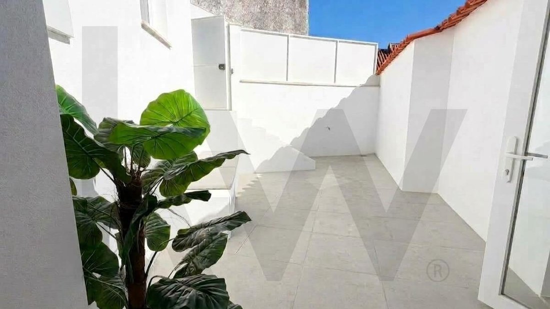 House in Oeiras e Sao Juliao da Barra, Paco de Arcos e Caxias, Lisbon, Portugal 3 - 18947058