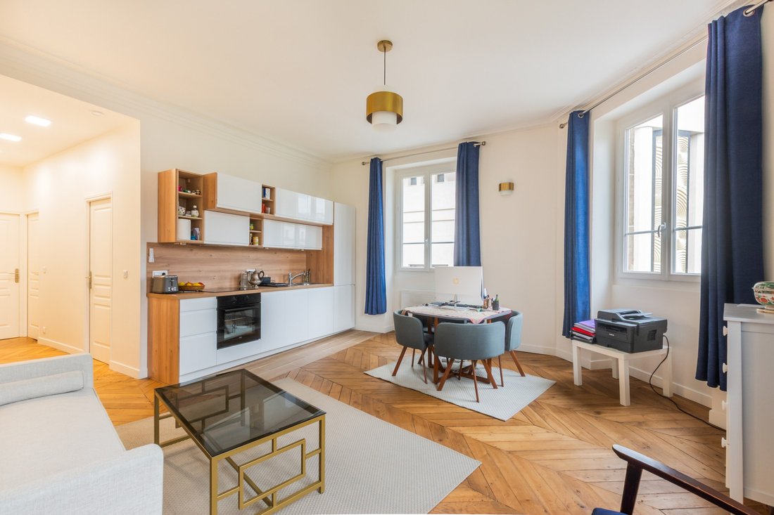 Apartment in Cambronne-Garibaldi, Paris 15e Arrondissement, Paris 3 - 17393255