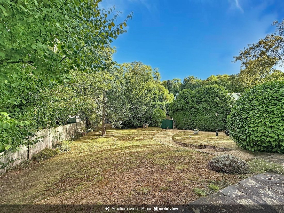 House in Sud, Le Mesnil-le-Roi, France 3 - 18947751