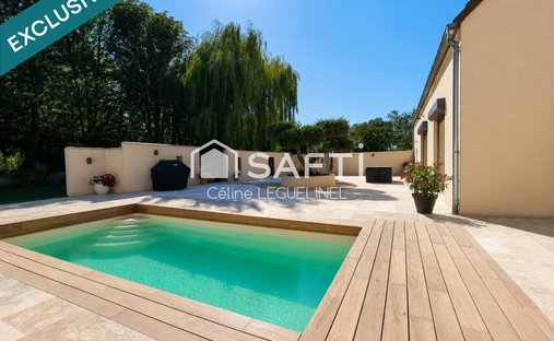 House in Boissets, Ile-de-France, France 1