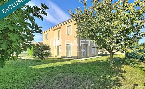 House in Vinantes, Ile-de-France, France 1