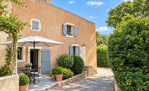 House in Goult, Provence-Alpes-Côte d'Azur, France 1