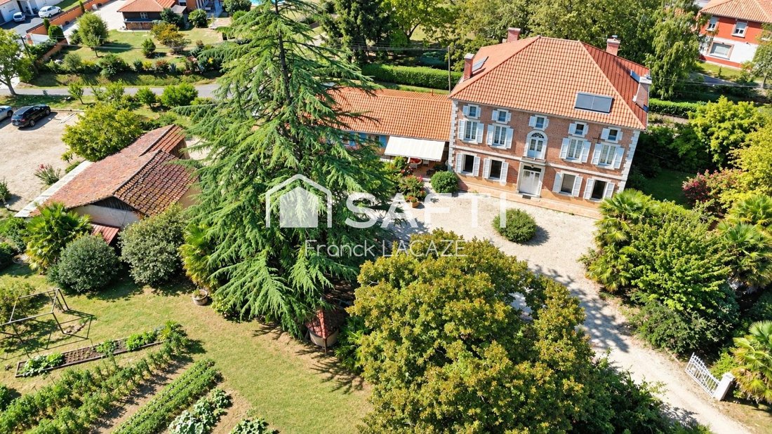 House in Arblade-le-Haut, Occitania, France 1 - 18947688