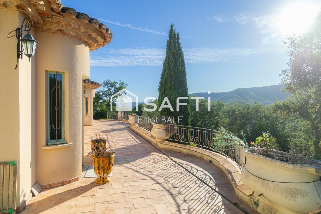House in La Môle, Provence-Alpes-Côte d'Azur, France 5 - 17713580