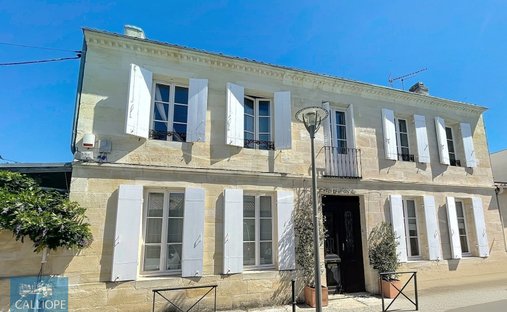 House in Ludon-Medoc, Nouvelle-Aquitaine, France 1