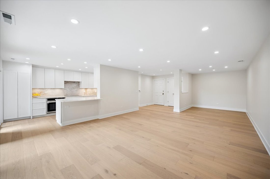 Condo in Northbrook, Illinois, United States 5 - 18947137