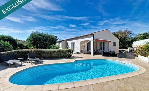 House in Lespignan, Occitania, France 1