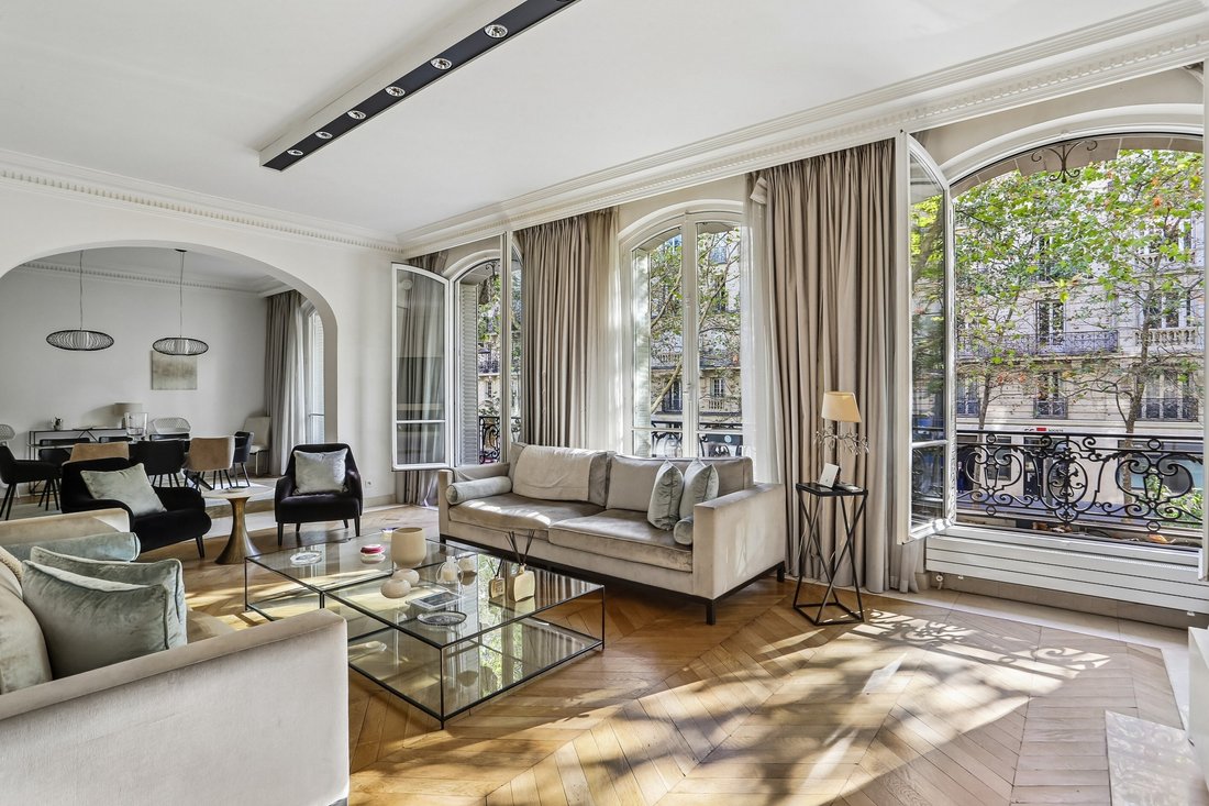 Apartment in La Fourche-Guy Môquet, Paris 17e Arrondissement, Paris 1 - 18947109