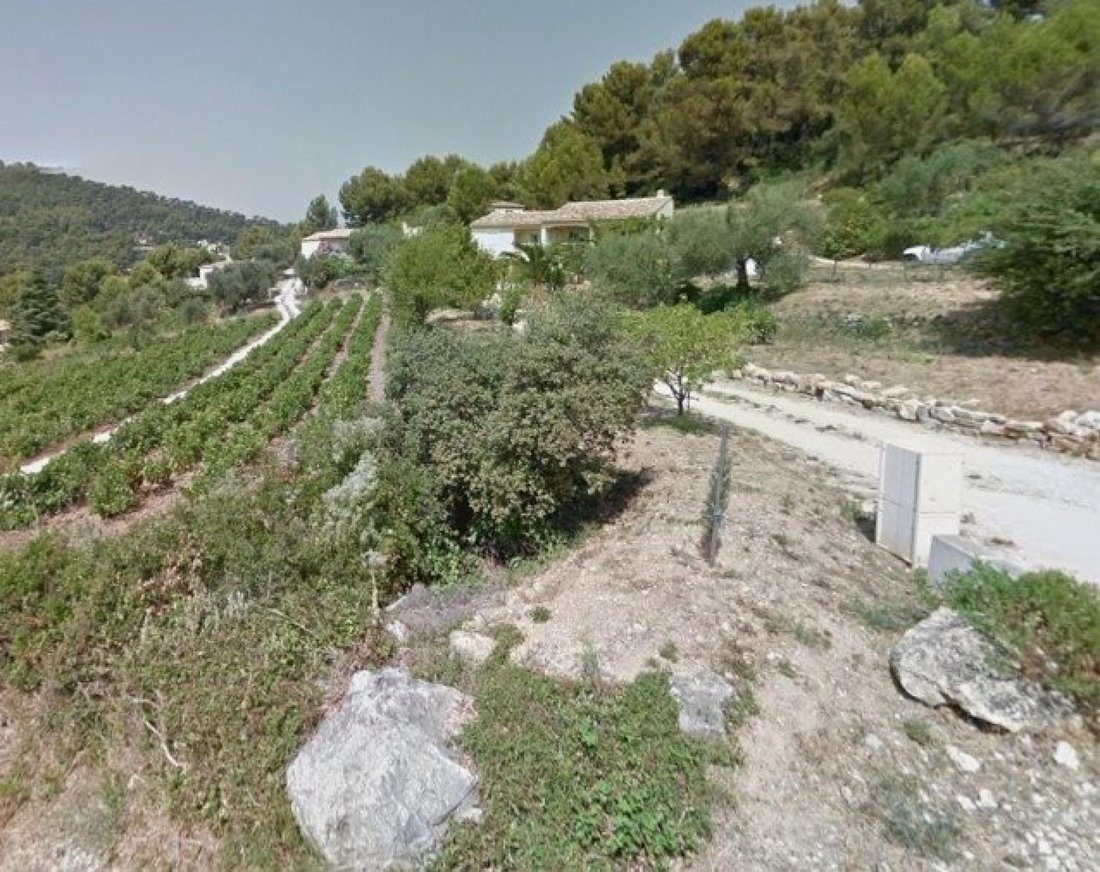 House in Saint-Cyr-sur-Mer, Provence-Alpes-Côte d'Azur, France 2 - 18947710